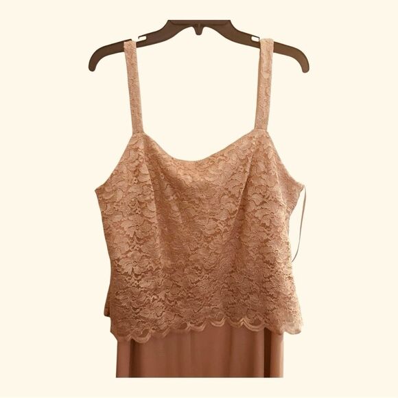 MARINA Lace Top Dress in Blush - Picture 5 of 9